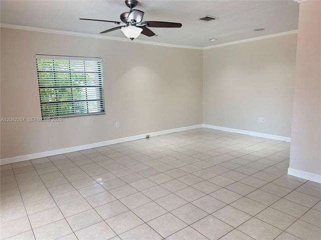 7600 SW 174th St 7600, Palmetto Bay, FL 33157