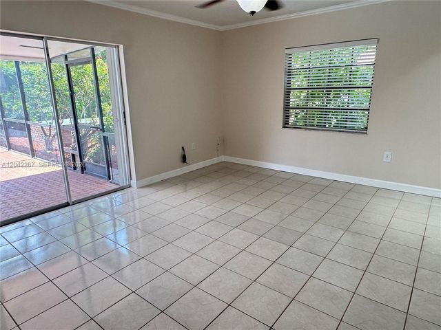 7600 SW 174th St 7600, Palmetto Bay, FL 33157