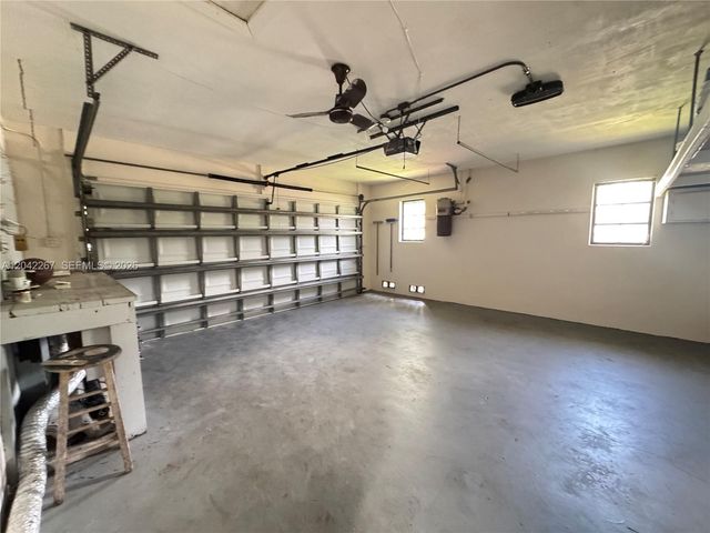 7600 SW 174th St 7600, Palmetto Bay, FL 33157