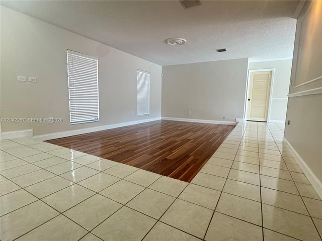 7600 SW 174th St 7600, Palmetto Bay, FL 33157