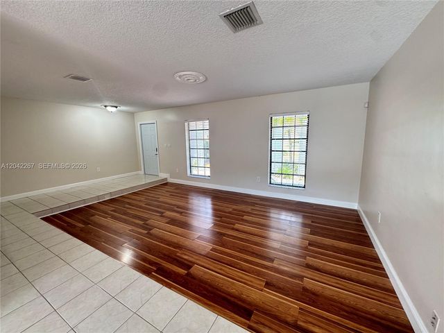 7600 SW 174th St 7600, Palmetto Bay, FL 33157