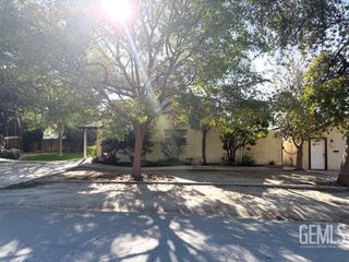 405 Balsam Avenue, Bakersfield, CA 93305