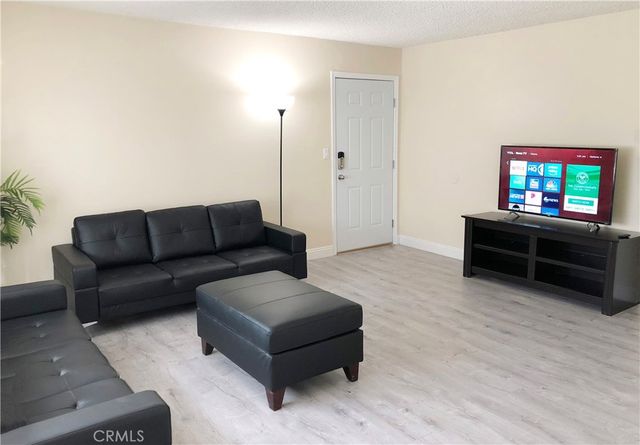 333 N Chapel Avenue A, Alhambra, CA 91801