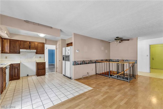 766 Brush Road, Ravenna, OH 44266