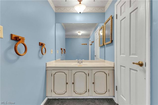 766 Brush Road, Ravenna, OH 44266