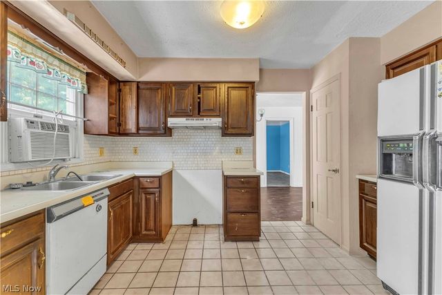 766 Brush Road, Ravenna, OH 44266