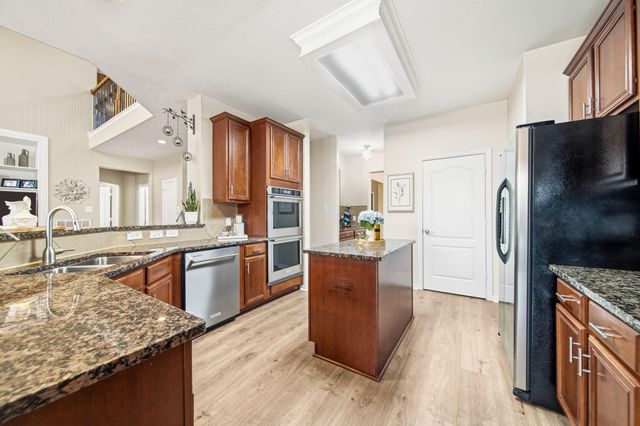 2211 Indigo Cove Court, League City, TX 77573