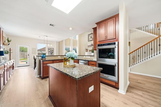 2211 Indigo Cove Court, League City, TX 77573