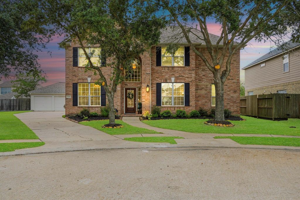 2211 Indigo Cove Court, League City, TX 77573