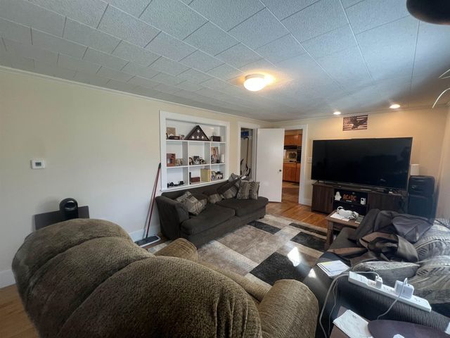 3803 Woodstock Road, Hartford, VT 05001