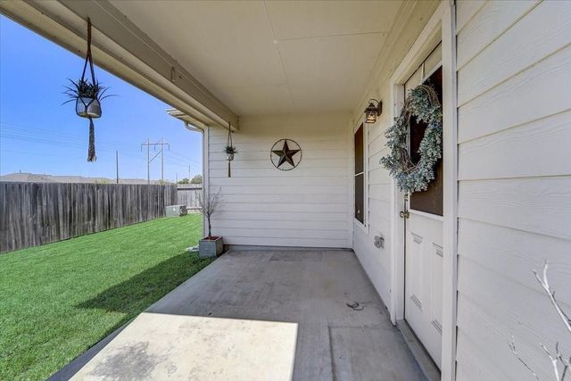 8827 Willet Street, Baytown, TX 77521