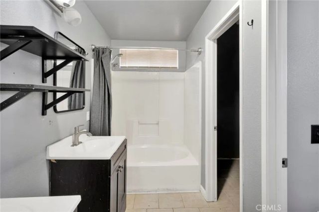 15192 Amber Way, Adelanto, CA 92301