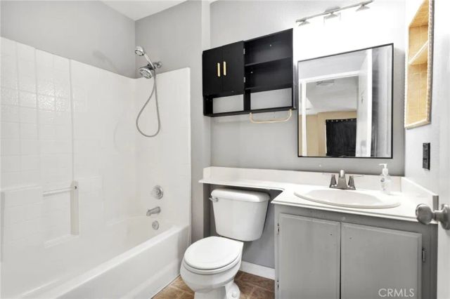 15192 Amber Way, Adelanto, CA 92301