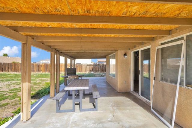 15192 Amber Way, Adelanto, CA 92301