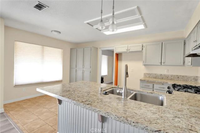 15192 Amber Way, Adelanto, CA 92301