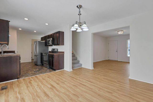 2236 Strimple Avenue, Columbus, OH 43229