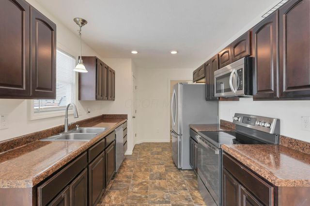 2236 Strimple Avenue, Columbus, OH 43229