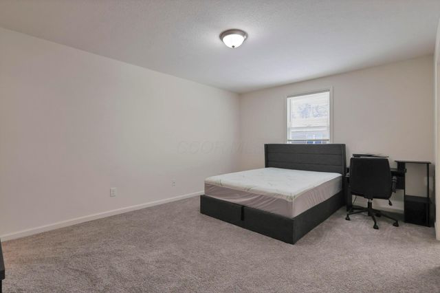 2236 Strimple Avenue, Columbus, OH 43229