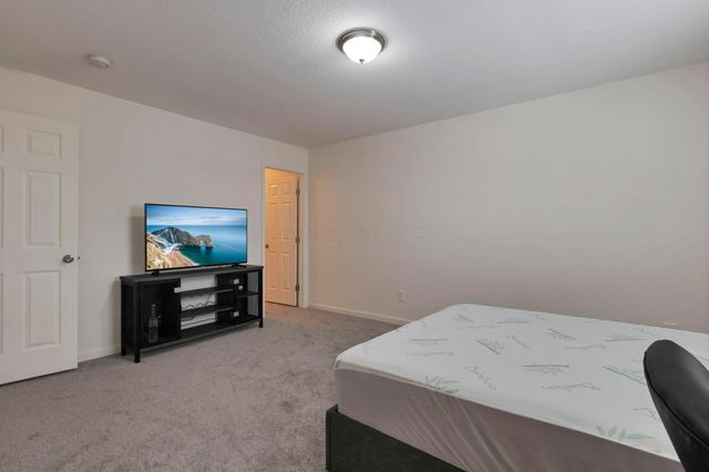 2236 Strimple Avenue, Columbus, OH 43229