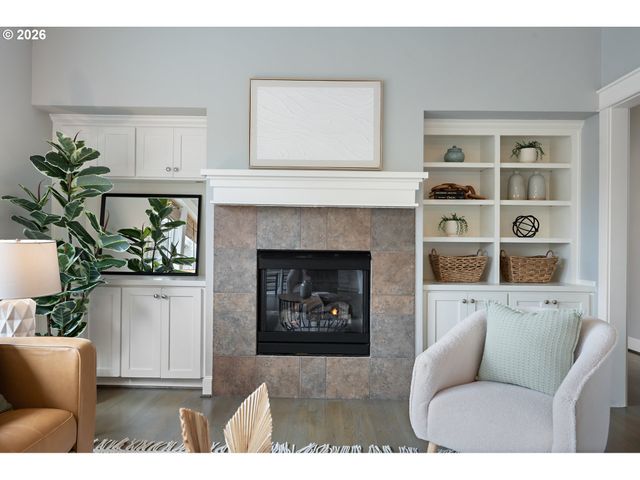 8815 Sw 52ND Ave, Portland, OR 97219