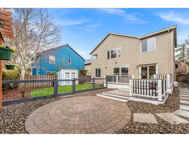 8815 Sw 52ND Ave, Portland, OR 97219