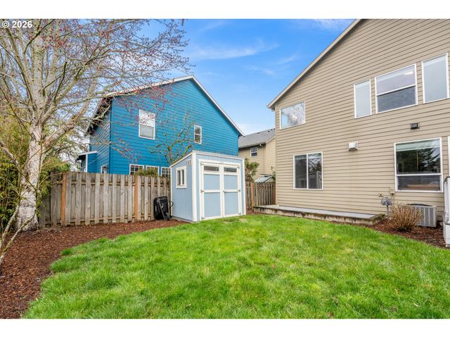 8815 Sw 52ND Ave, Portland, OR 97219