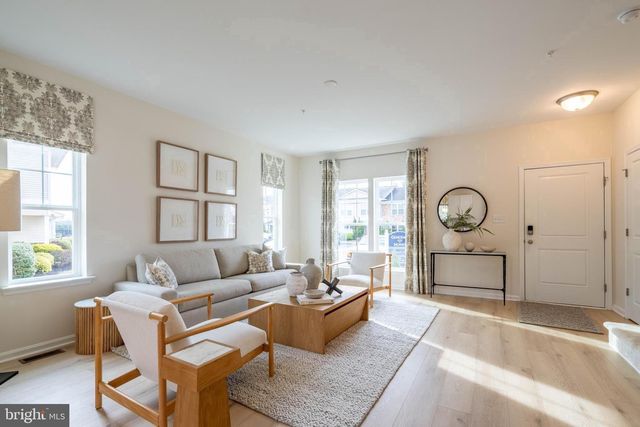 41 WHITAKER CT, Millville, NJ 08332