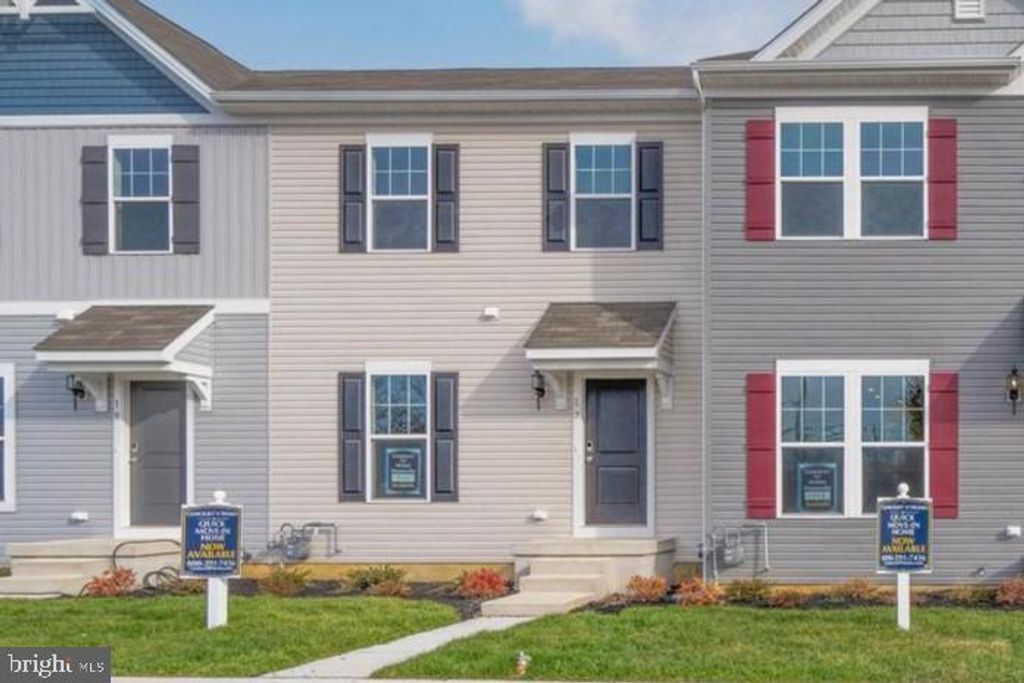 41 WHITAKER CT, Millville, NJ 08332