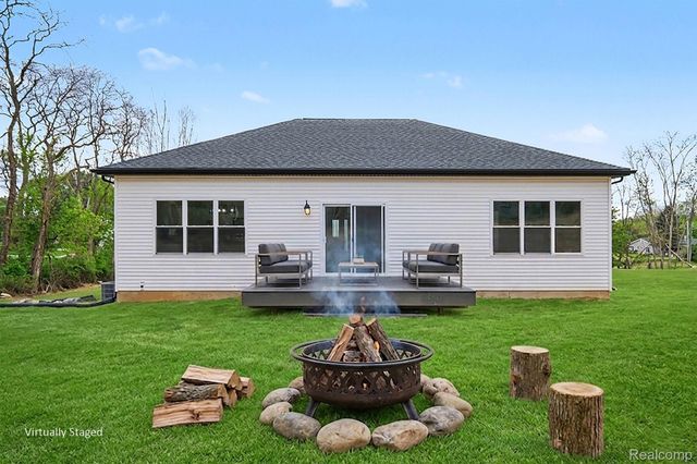 17311 Timber Creek, Rose Township, MI 48442