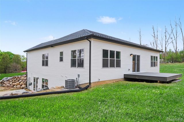 17311 Timber Creek, Rose Township, MI 48442