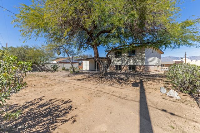 7932 E 2nd Street, Tucson, AZ 85710