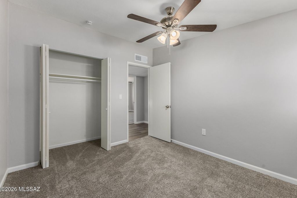Image 27 of property listing at 7932 E 2nd Street, Tucson, AZ 85710