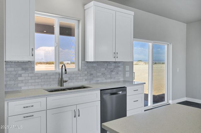 10902 E Angus Lane, Coolidge, AZ 85128