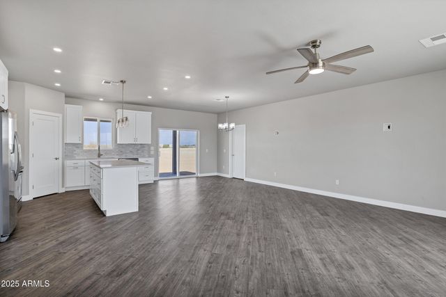 10902 E Angus Lane, Coolidge, AZ 85128