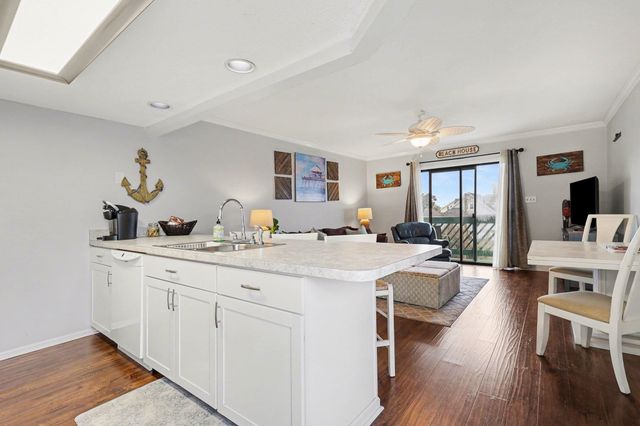 216 22nd Ave. N A2, North Myrtle Beach, SC 29582