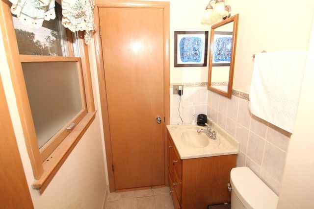 W174N9446 Joper ROAD, Menomonee Falls, WI 53051