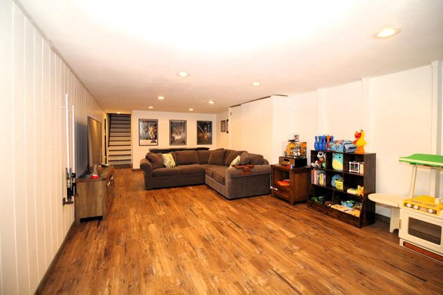 W174N9446 Joper ROAD, Menomonee Falls, WI 53051