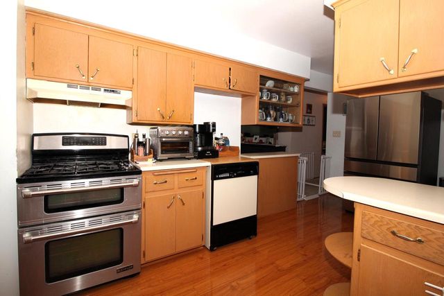 W174N9446 Joper ROAD, Menomonee Falls, WI 53051