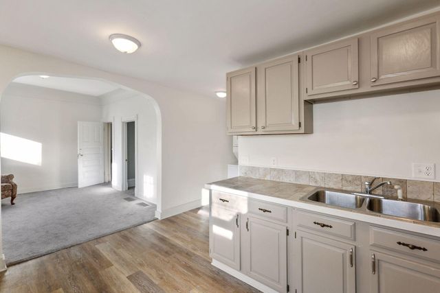 2617 2nd Avenue S 2, Minneapolis, MN 55408