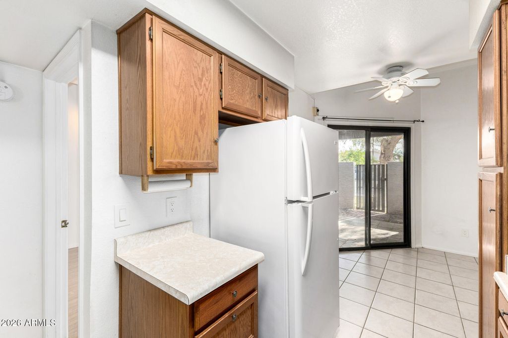 1718 S LONGMORE -- 13, Mesa, AZ 85202 — photo 5