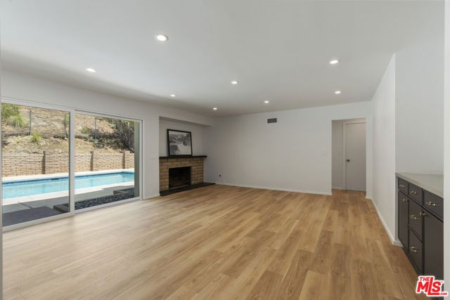 3062 Arrowhead Drive, Los Angeles, CA 90068