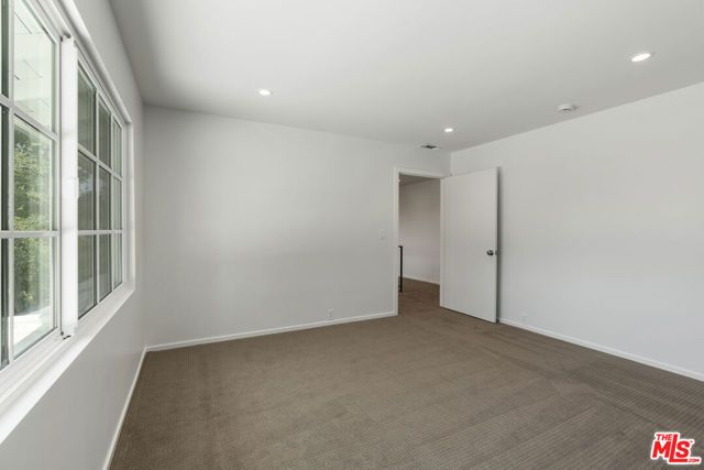 3062 Arrowhead Drive, Los Angeles, CA 90068