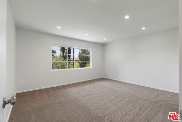 3062 Arrowhead Drive, Los Angeles, CA 90068