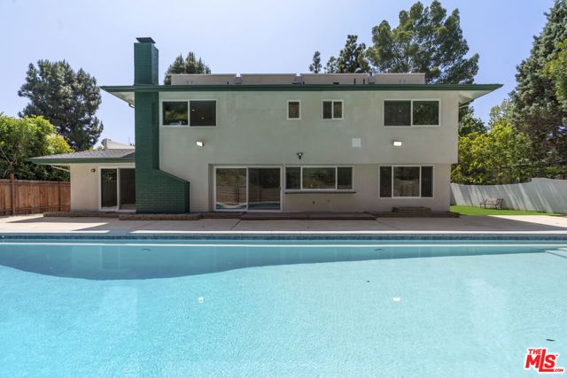 3062 Arrowhead Drive, Los Angeles, CA 90068
