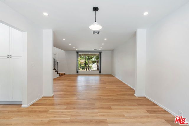 3062 Arrowhead Drive, Los Angeles, CA 90068
