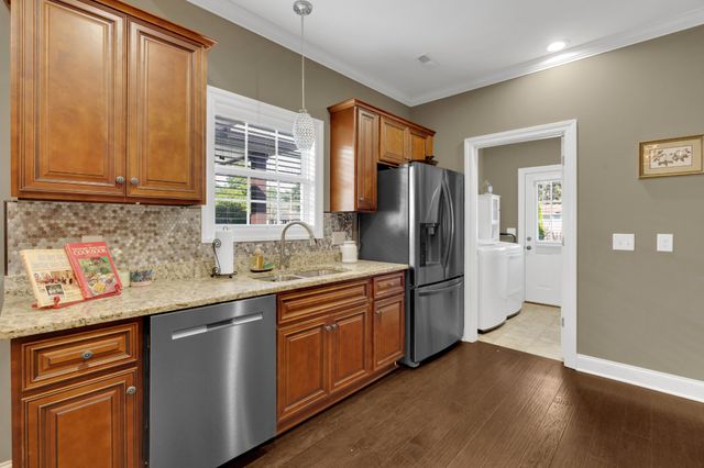 210 Celebration St, Shelbyville, TN 37160