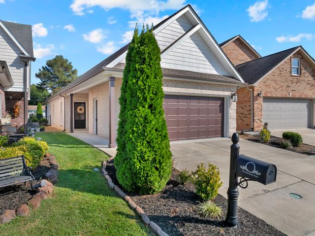 210 Celebration St, Shelbyville, TN 37160