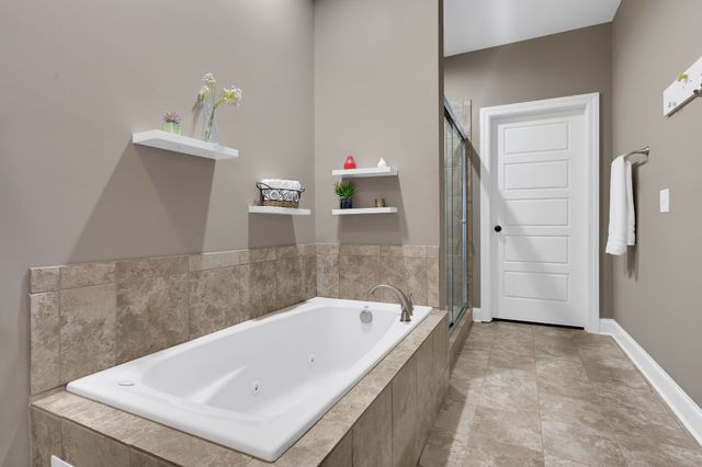 210 Celebration St, Shelbyville, TN 37160