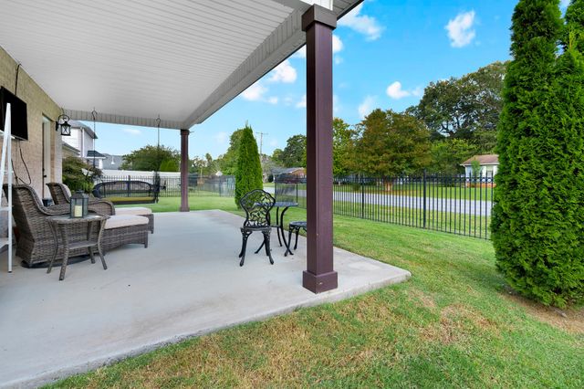 210 Celebration St, Shelbyville, TN 37160