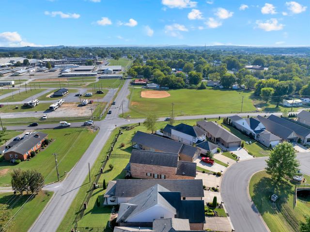 210 Celebration St, Shelbyville, TN 37160